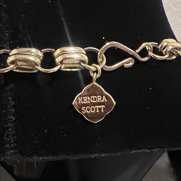 Kendra Scott Black and Gold Statement Necklace - Picture 3 of 4